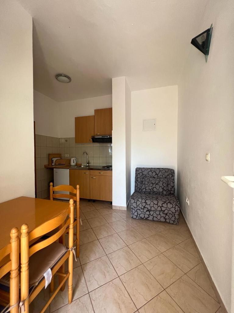 Apartments Paulina Trogir Exterior photo
